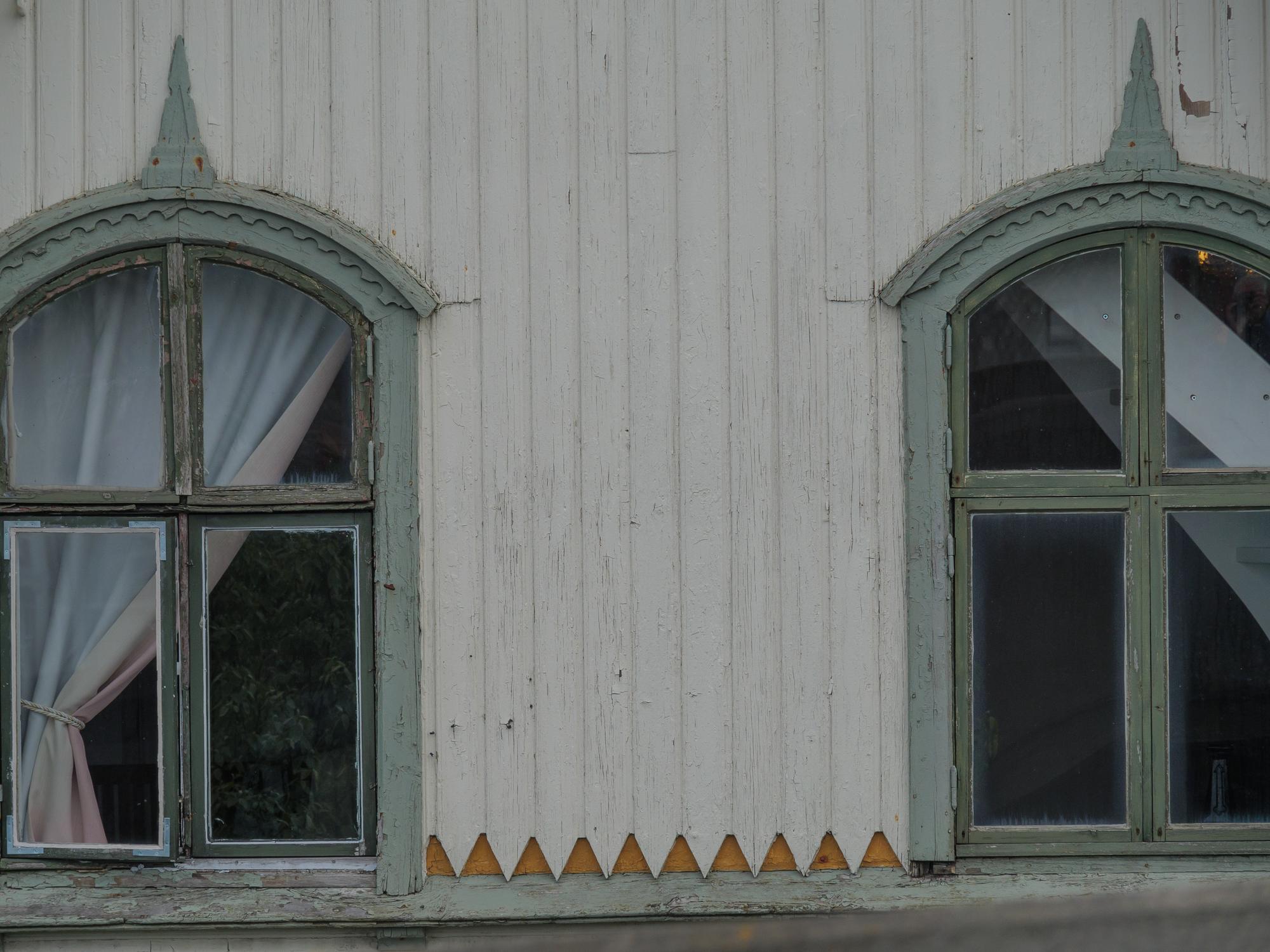 Front of embroidery workshop with window light